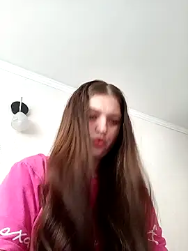 kila lo online show from 12.15.25