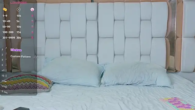 hornybarelylegalgirl online show from 09.11.25