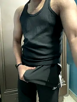 Snapshot of raghavs chatting on 10.28.25 raghavs online show from 10.28.25