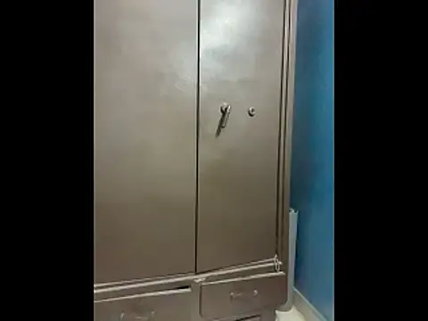 Snapshot of raghavs chatting on 10.29.25 raghavs online show from 10.29.25