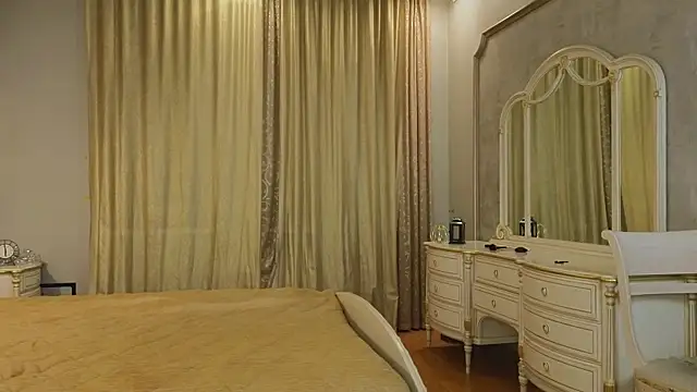 UdelaAshfield online show from 01.21.25