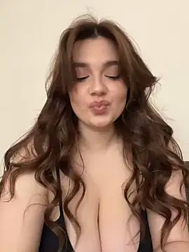 Dreamy Kitty online show from 01.10.25