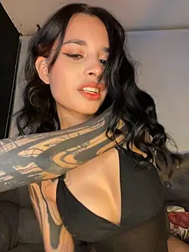 alessia iris19 online show from 09.28.25