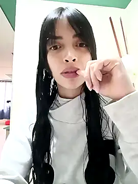 Snapshot of dholcee chatting on 01.11.25 dholcee online show from 01.11.25