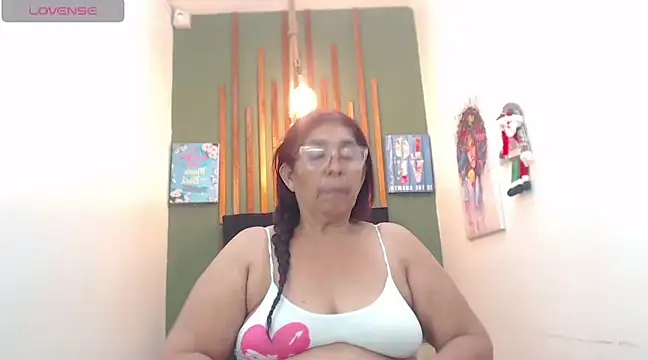 renata milf  online show from 12.20.24