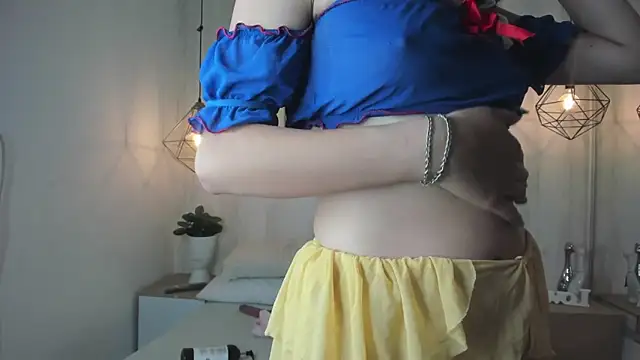 Theia moon online show from 12.03.24