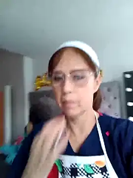 Snapshot of MARYQUANT chatting on 11.06.25 MARYQUANT online show from 11.06.25