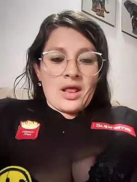 Neve Collins online show from 12.14.24