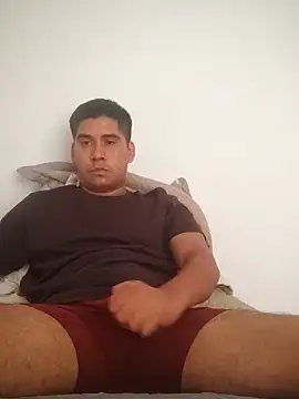 estudiante69 online show from 12.29.24