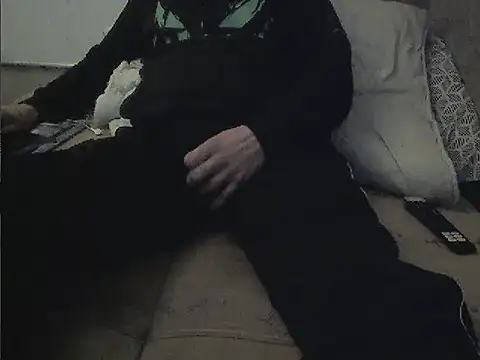 Snapshot of Adi1985gda chatting on 11.15.25 Adi1985gda online show from 11.15.25