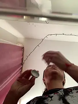 MiraMiss online show from 02.08.26