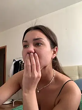 MiraMiss online show from 05.17.26