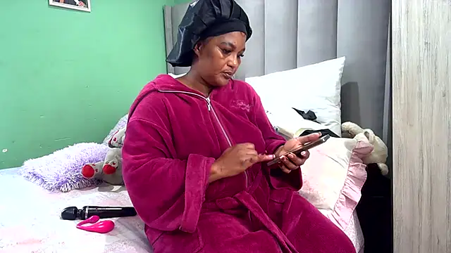 SexyEbony37X online show from 05.26.26