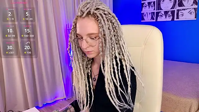 Snapshot of VioletShine chatting on 07.15.26 VioletShine online show from 07.15.26
