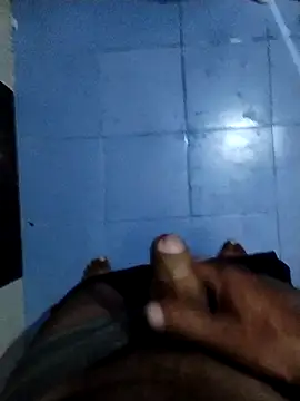 Snapshot of Noname333u chatting on 10.19.25 Noname333u online show from 10.19.25