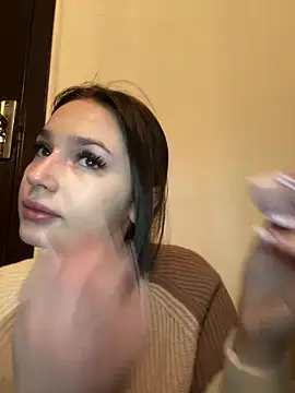 Snapshot of VixenAmour chatting on 02.19.25 VixenAmour online show from 02.19.25