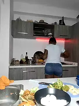 Alison fitness online show from 01.24.25