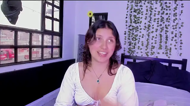 Snapshot of Noellesable chatting on 01.11.25 Noellesable online show from 01.11.25