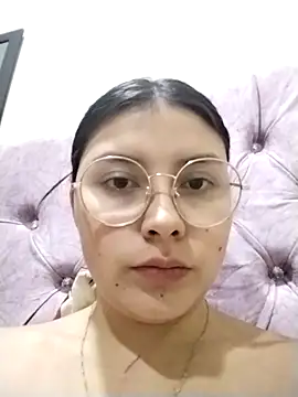 Snapshot of Noellesable chatting on 10.25.25 Noellesable online show from 10.25.25