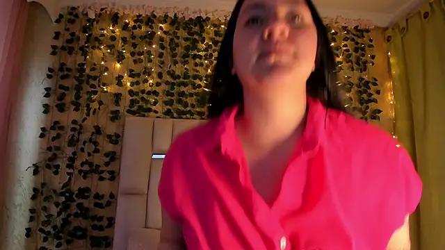 Snapshot of jenifer__power10 chatting on 01.04.25 jenifer  power10 online show from 01.04.25