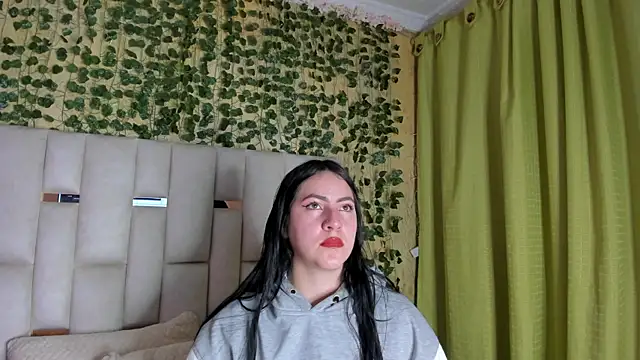 Snapshot of jenifer__power10 chatting on 01.05.25 jenifer  power10 online show from 01.05.25