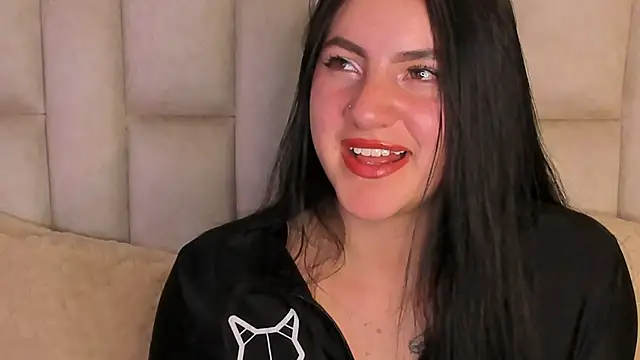 Snapshot of jenifer__power10 chatting on 01.07.25 jenifer  power10 online show from 01.07.25