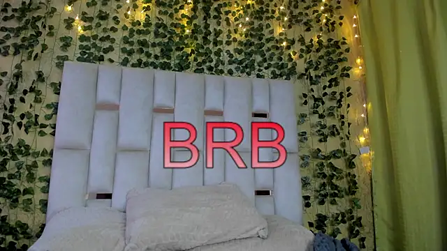 Snapshot of jenifer__power10 chatting on 02.09.25 jenifer  power10 online show from 02.09.25