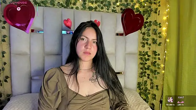 Snapshot of jenifer__power10 chatting on 02.26.25 jenifer  power10 online show from 02.26.25