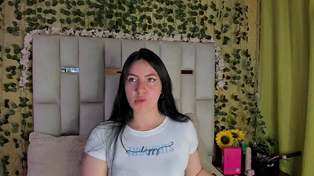 Snapshot of jenifer__power10 chatting on 03.09.25 jenifer  power10 online show from 03.09.25