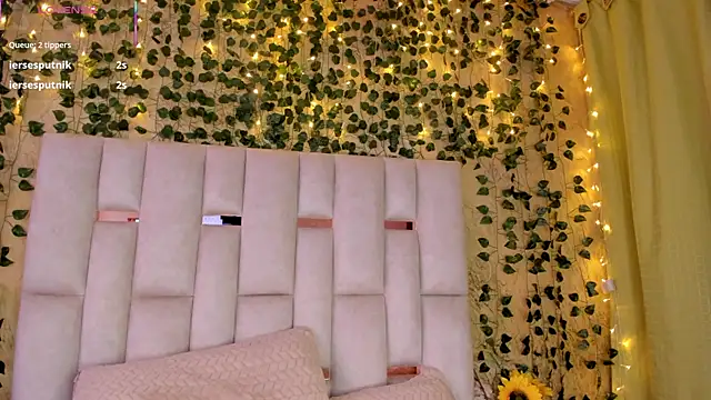 Snapshot of jenifer__power10 chatting on 03.19.25 jenifer  power10 online show from 03.19.25