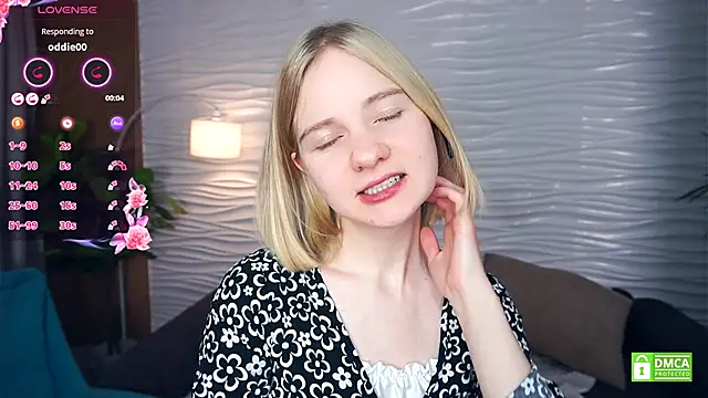 OdelinaFicken online show from 11.23.25