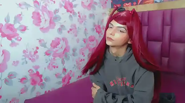 Snapshot of Luna_and_valery chatting on 02.12.25 Luna and valery online show from 02.12.25