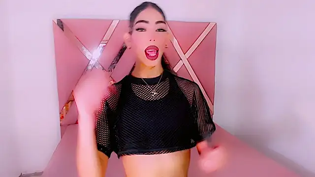 Snapshot of Luna_and_valery chatting on 03.30.26 Luna and valery online show from 03.30.26