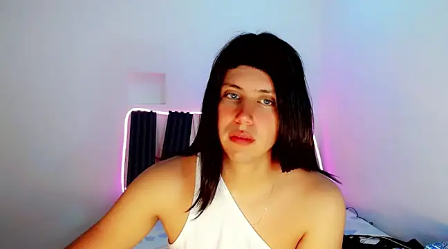 Snapshot of Oxana-Novikov chatting on 12.01.24 Oxana-Novikov online show from 12.01.24