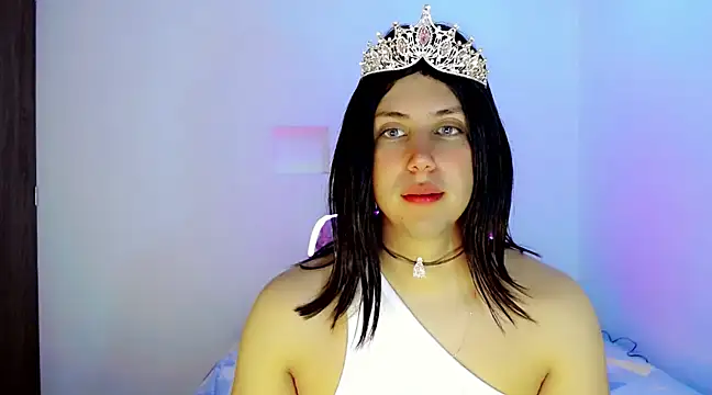 Snapshot of Oxana-Novikov chatting on 12.13.24 Oxana-Novikov online show from 12.13.24