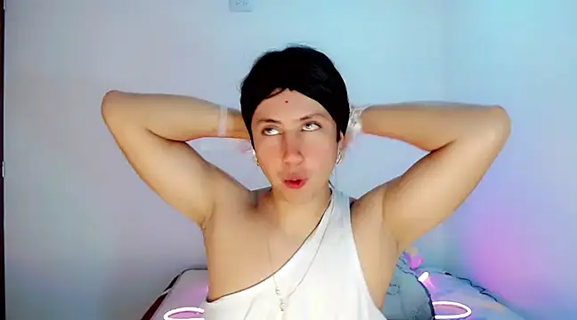Snapshot of Oxana-Novikov chatting on 12.14.24 Oxana-Novikov online show from 12.14.24