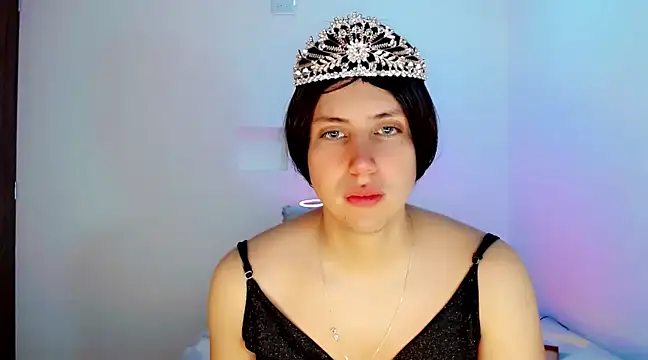 Snapshot of Oxana-Novikov chatting on 12.15.24 Oxana-Novikov online show from 12.15.24