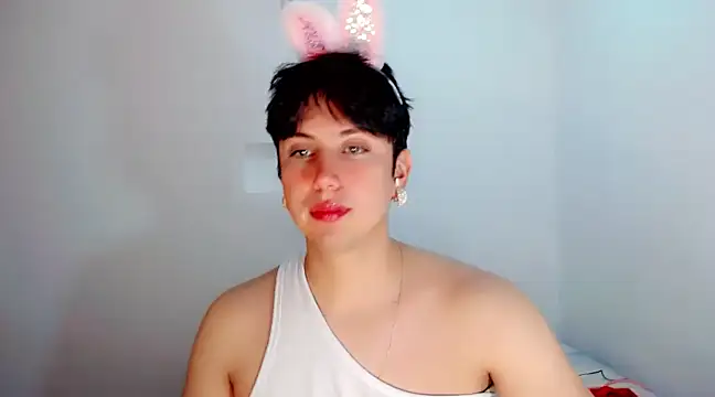 Snapshot of Oxana-Novikov chatting on 12.20.24 Oxana-Novikov online show from 12.20.24