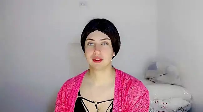 Snapshot of Oxana-Novikov chatting on 02.11.25 Oxana-Novikov online show from 02.11.25