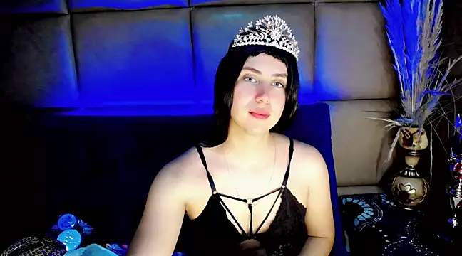 Snapshot of Oxana-Novikov chatting on 02.25.25 Oxana-Novikov online show from 02.25.25