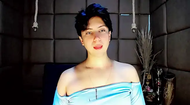 Snapshot of Oxana-Novikov chatting on 03.22.25 Oxana-Novikov online show from 03.22.25