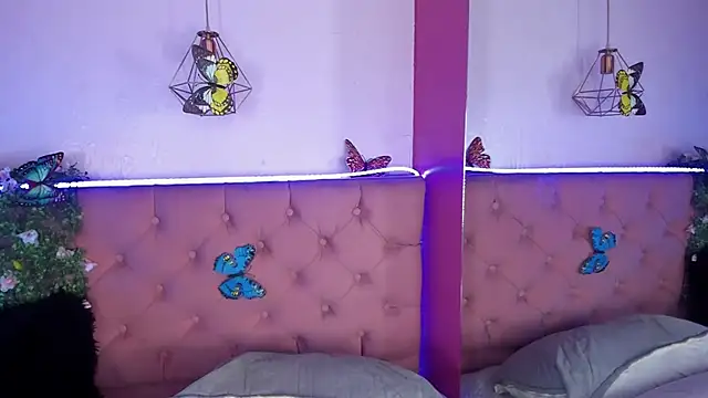 Snapshot of Anastasia_Whitee chatting on 12.28.24 Anastasia Whitee online show from 12.28.24