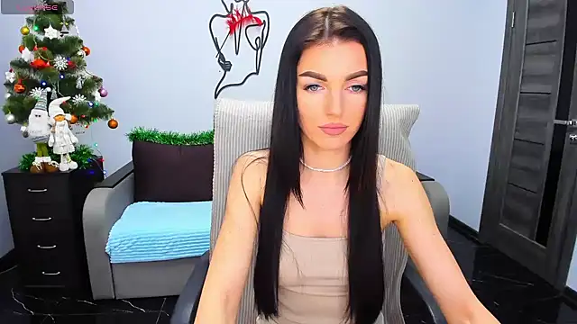 Snapshot of Angelina_Clarks chatting on 12.28.24 Angelina Clarks online show from 12.28.24