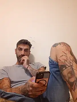 Snapshot of Italian69am chatting on 09.22.25 Italian69am online show from 09.22.25