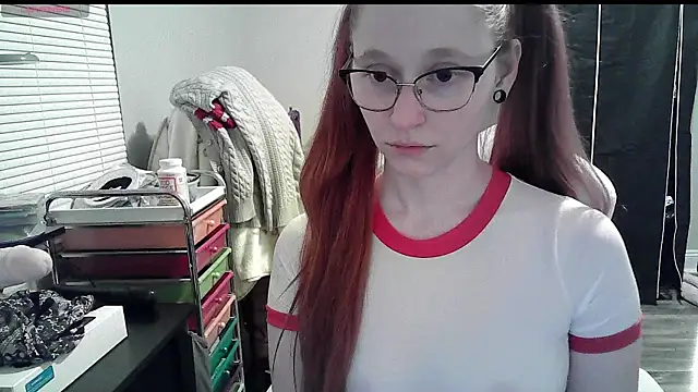 LilyFoxxx online show from 01.15.25