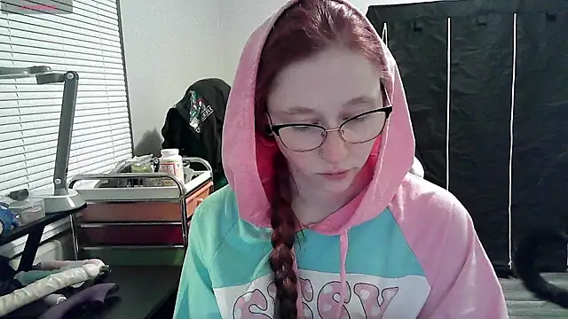 LilyFoxxx online show from 01.25.25