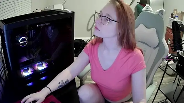 LilyFoxxx online show from 11.07.25