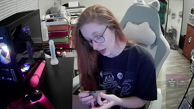 LilyFoxxx online show from 02.18.26