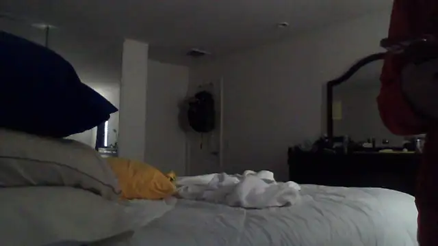 2Fly4Guy online show from 12.06.24