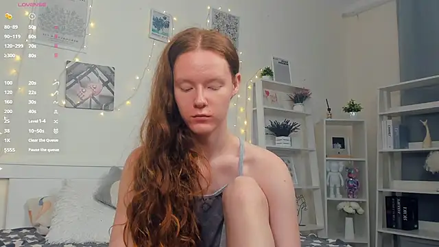 Snapshot of ZaraBluitt chatting on 10.16.25 ZaraBluitt online show from 10.16.25